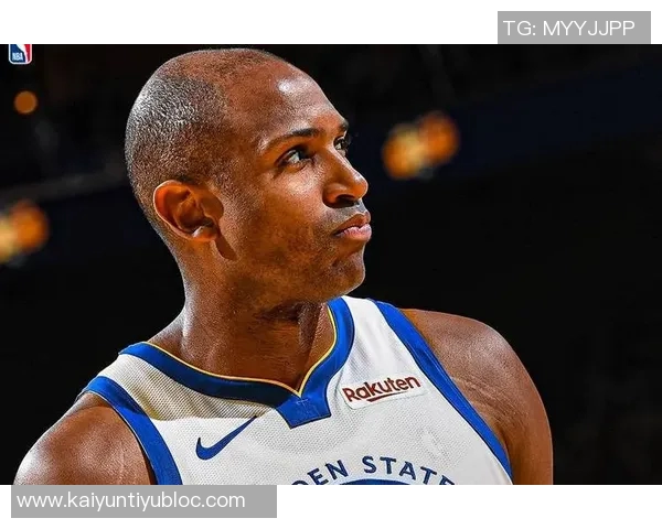 科尔透露霍福德末节缺阵原因不明球队篮板遭遇重创 科尔透露霍福德末节缺阵原因不明球队篮板遭遇重创