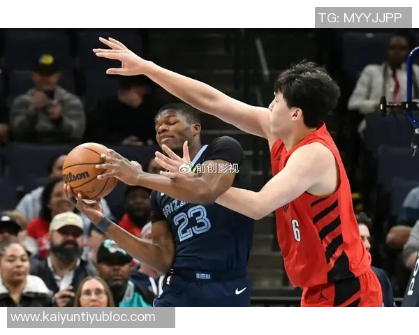 轻松突破对手防线杨瀚森精准直塞助攻队友三分球命中
