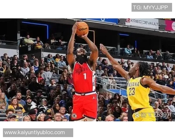 快船今日训练精彩瞬间小卡持球卢指导跑位哈登投篮比尔运球展现默契