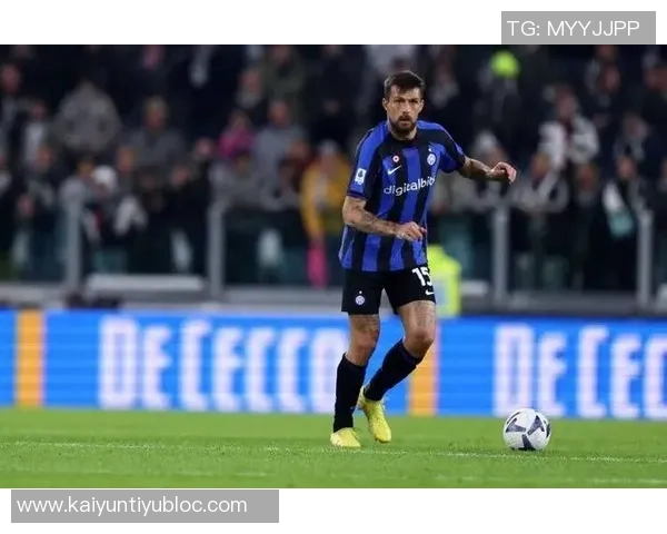 新月接近签下佛罗伦萨后卫马里以替代未果的阿切尔比和德弗里