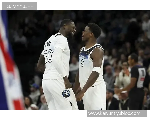 芬奇点评兰德尔终结能力不足华子展现出色进攻机会