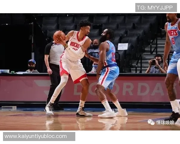 狄龙幽默回应总经理期望称下场比赛要抢回十个篮板