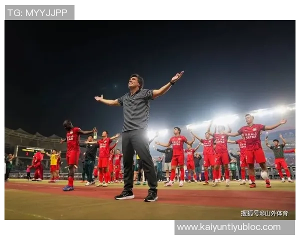 河南队提前一个月备战足协杯决赛泰国拉练费用仅需十五万元 河南队提前一个月备战足协杯决赛泰国拉练费用仅需十五万元