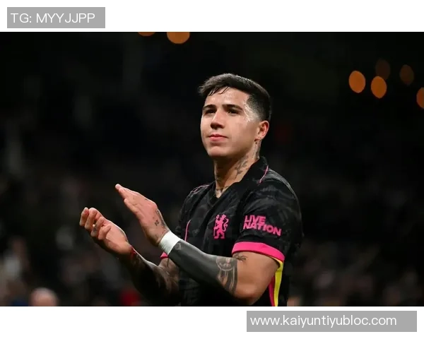 切尔西备战阿贾克斯恩佐积极参与最后训练环节