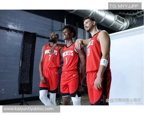 乌度卡确认亚当斯缺席对阵爵士伊森出战与否尚待决定其他球员预计均能参赛